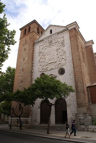 800px-Valladolid_-_Iglesia_de_La_Magdalena