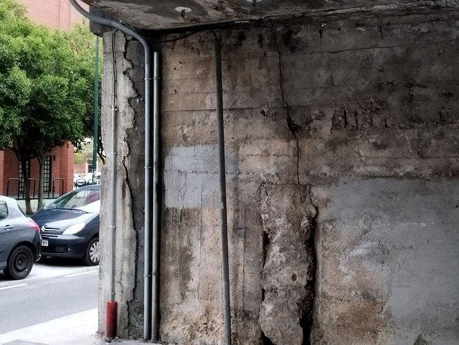 Paredes desquebrajadas del viaducto - Mayo 2026