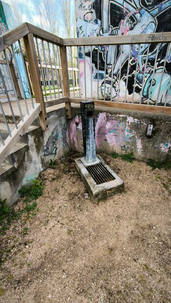 Fuente pública que lleva meses no operativa en Parque Alameda