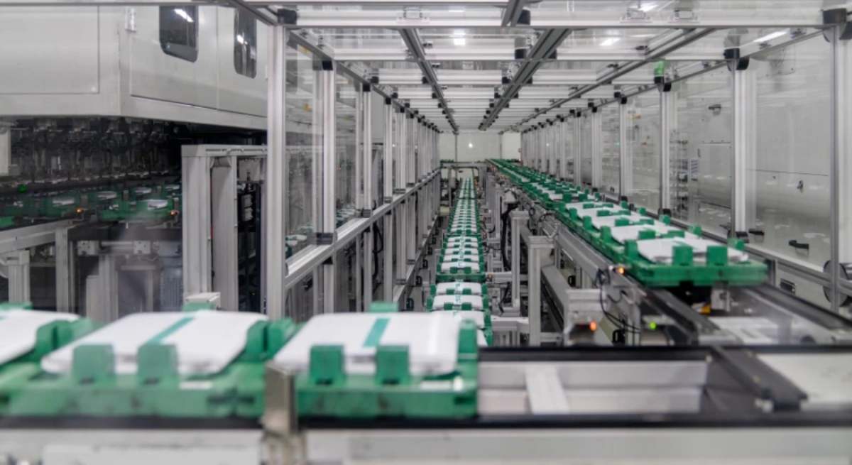 Interior de una de las fábricas de baterías de Gotion - EFE